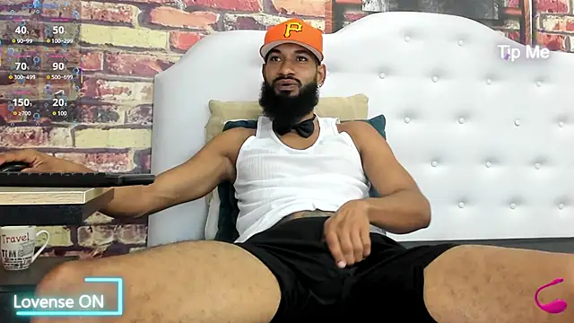 Snapshot of Damian_Shakur chatting on February 2026 12:39:02 PM Damian Shakur online show from February 2026 12:39:02 PM