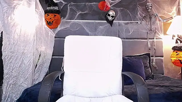 blackbignude online show from October 2025 01:28:01 AM