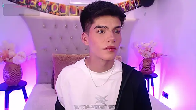 Dulcey  online show from October 2025 03:40:02 AM