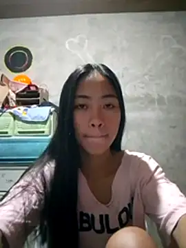 Snapshot of SweetMissPinay18 chatting on May 2026 02:10:01 PM SweetMissPinay18 online show from May 2026 02:10:01 PM