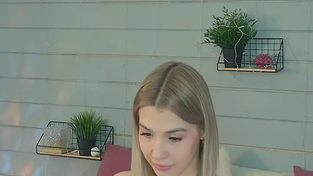 Snapshot of Bella_svon chatting on May 2026 10:36:01 AM Bella svon online show from May 2026 10:36:01 AM