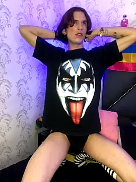 danny rios20 online show from October 2025 12:14:01 PM