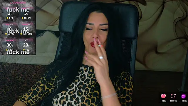 NaomiScarlet online show from November 2025 06:48:01 AM