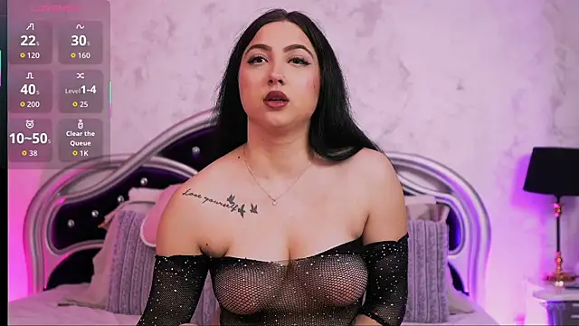 Snapshot of SweetySasha18 chatting on July 2026 05:12:02 PM SweetySasha18 online show from July 2026 05:12:02 PM