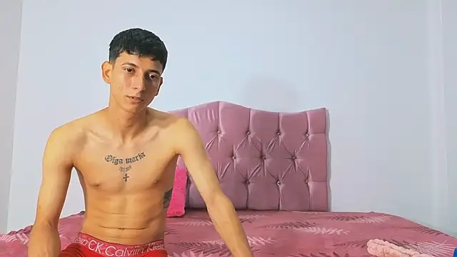 makiandjimmy online show from November 2025 07:14:01 PM