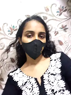 Snapshot of Zoya_G chatting on February 2026 10:58:02 AM Zoya G online show from February 2026 10:58:02 AM