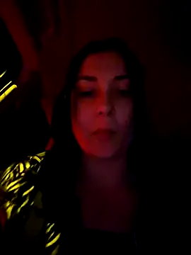 Snapshot of SaraViss20 chatting on October 2025 05:04:02 PM SaraViss20 online show from October 2025 05:04:02 PM