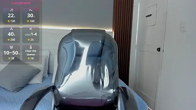 Snapshot of Emmy_Meadows chatting on September 2025 07:19:02 PM Emmy Meadows online show from September 2025 07:19:02 PM