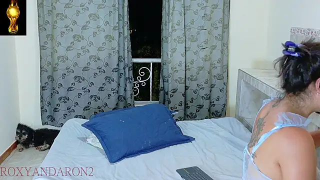 RoxyandAron2 online show from June 2026 01:36:02 AM