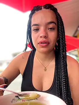 JuanitaMore01 online show from December 2025 03:41:01 PM