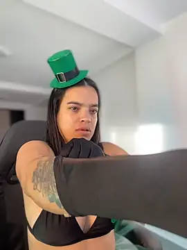 JuanitaMore01 online show from March 2026 10:13:01 PM