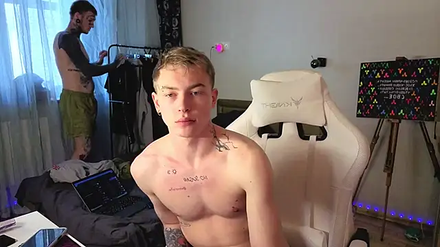 callmealexthx online show from April 2026 11:52:01 AM