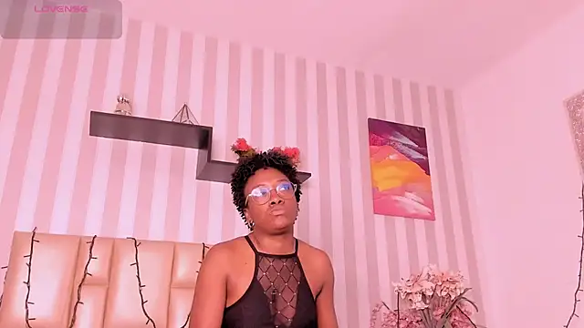 DarkHoneyy online show from February 2026 01:05:02 PM