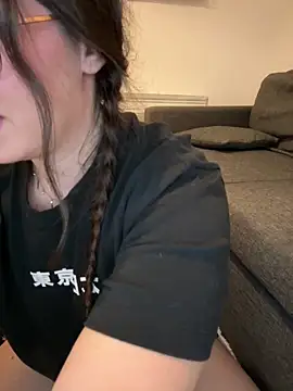 liloush   online show from February 2026 09:35:01 PM