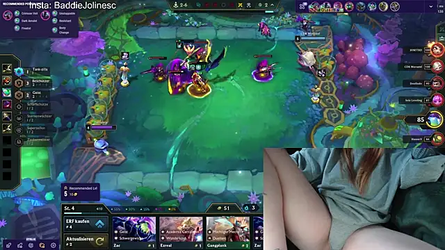 BaddieJoline online show from October 2025 07:00:01 PM