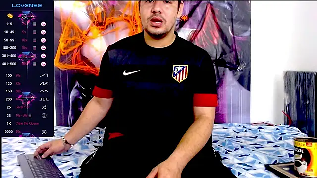 Snapshot of smith_hot29 chatting on October 2025 04:18:02 AM smith hot29 online show from October 2025 04:18:02 AM