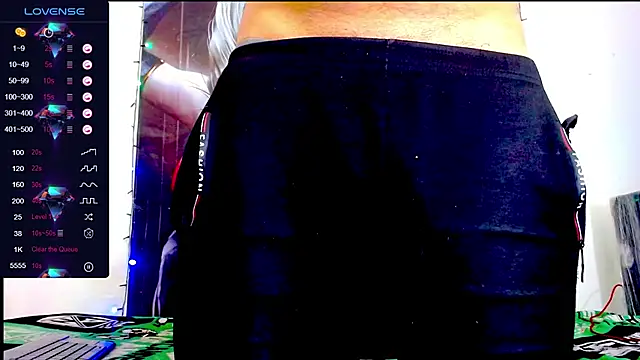 Snapshot of smith_hot29 chatting on December 2025 03:47:01 AM smith hot29 online show from December 2025 03:47:01 AM