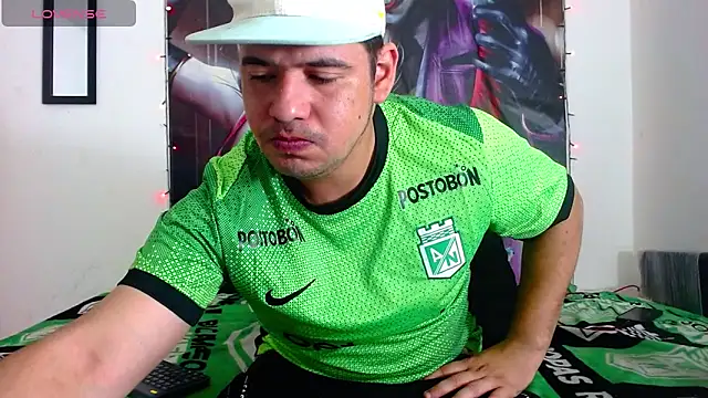 Snapshot of smith_hot29 chatting on February 2026 02:07:02 AM smith hot29 online show from February 2026 02:07:02 AM