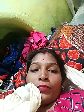 Snapshot of Samiya-143 chatting on October 2025 08:23:02 AM Samiya-143 online show from October 2025 08:23:02 AM