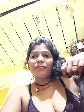 Snapshot of Samiya-143 chatting on October 2025 07:13:01 PM Samiya-143 online show from October 2025 07:13:01 PM