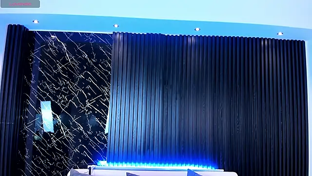 MadisonAnngel online show from November 2025 06:37:02 PM