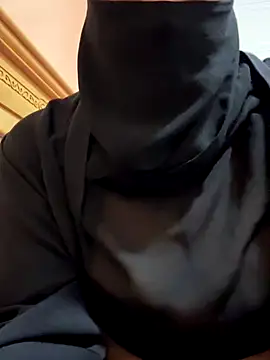  Laiali  online show from October 2025 12:06:01 PM