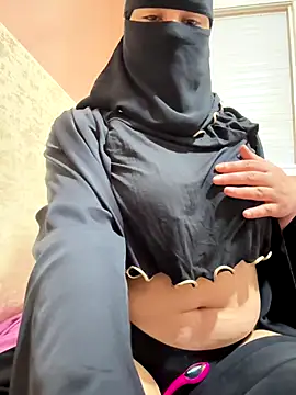  Laiali  online show from November 2025 12:27:02 PM