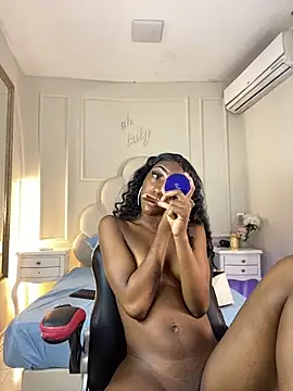 Anamonrroe online show from November 2025 04:49:02 PM