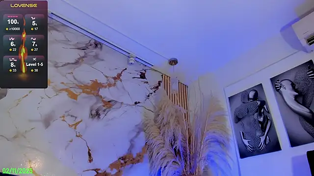 Ashly Sents online show from November 2025 01:24:01 PM