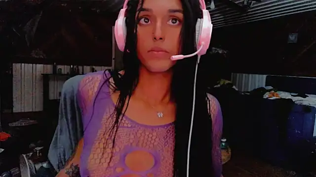 Snapshot of HTXBBY3130 chatting on October 2025 12:45:02 PM HTXBBY3130 online show from October 2025 12:45:02 PM