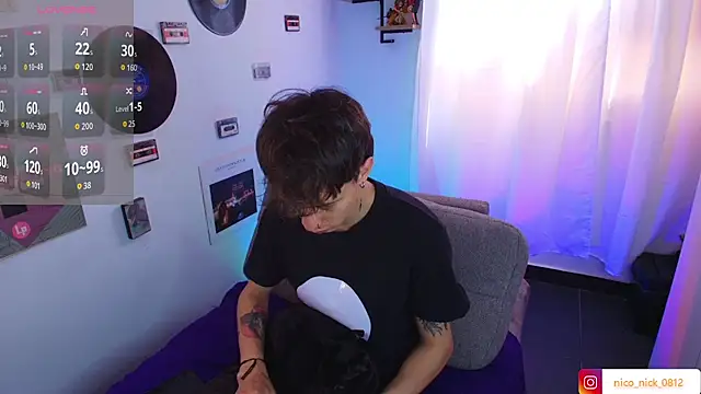 Snapshot of Nick_Bangover_ chatting on September 2025 06:32:02 PM Nick Bangover  online show from September 2025 06:32:02 PM