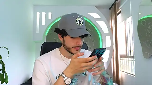 Rafael Mendezz online show from October 2025 07:55:02 PM