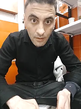 Mahdi99dido online show from April 2026 07:29:01 PM