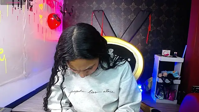 Snapshot of Sweettpleasure chatting on September 2025 12:32:01 PM Sweettpleasure online show from September 2025 12:32:01 PM