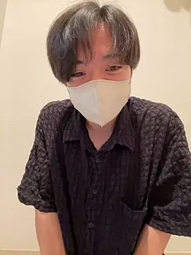 Snapshot of Yuma0718 chatting on November 2025 03:34:02 PM Yuma0718 online show from November 2025 03:34:02 PM