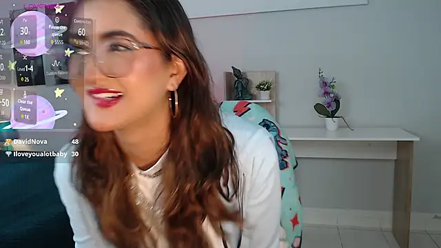 Snapshot of madame_lottie chatting on September 2025 12:39:02 PM madame lottie online show from September 2025 12:39:02 PM
