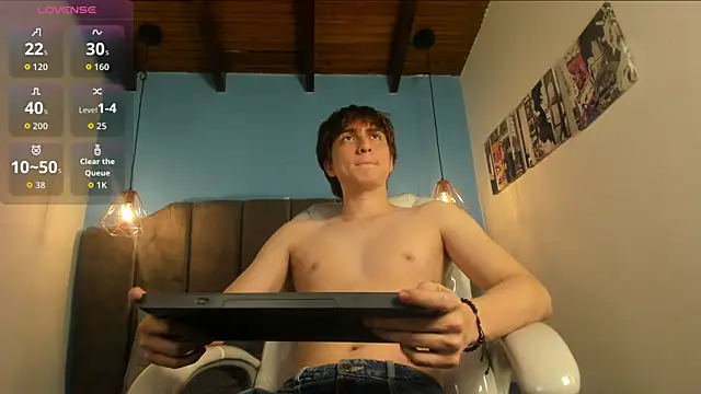 Oscar and dani online show from February 2026 04:08:02 AM