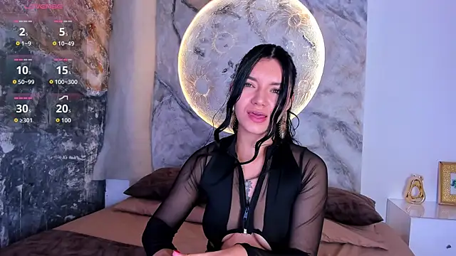 RoxanaBorns  online show from December 2025 01:51:01 PM