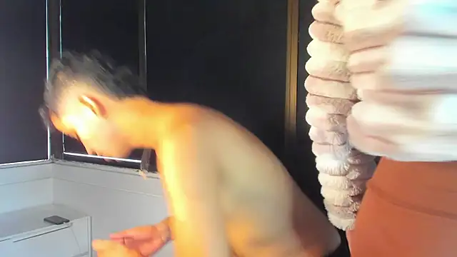 HellAndDante  online show from February 2026 10:50:02 PM