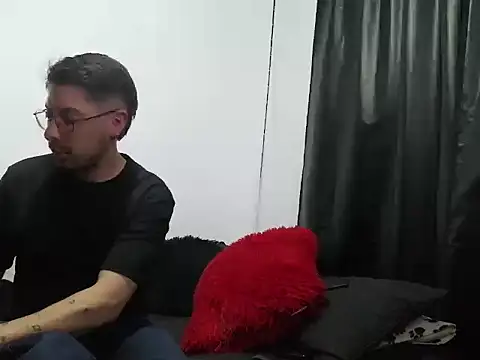 Letorres96 online show from April 2026 02:28:01 AM