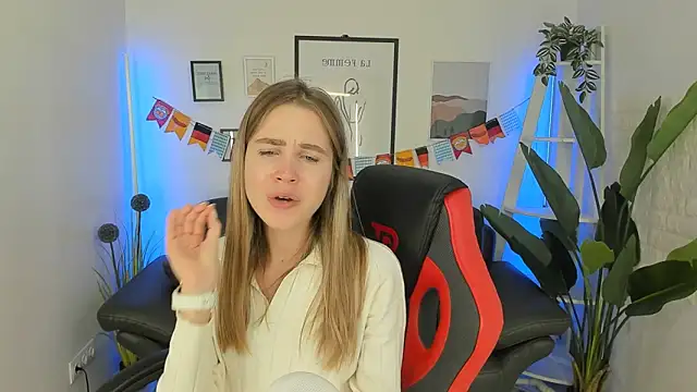 Snapshot of Spicy_Lexi chatting on September 2025 07:32:02 AM Spicy Lexi online show from September 2025 07:32:02 AM