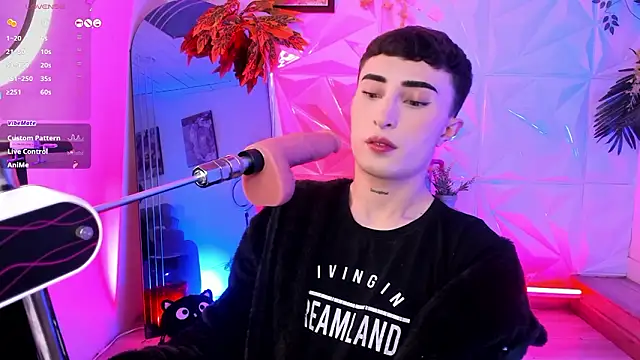 SebastianHilton online show from March 2026 01:05:01 PM