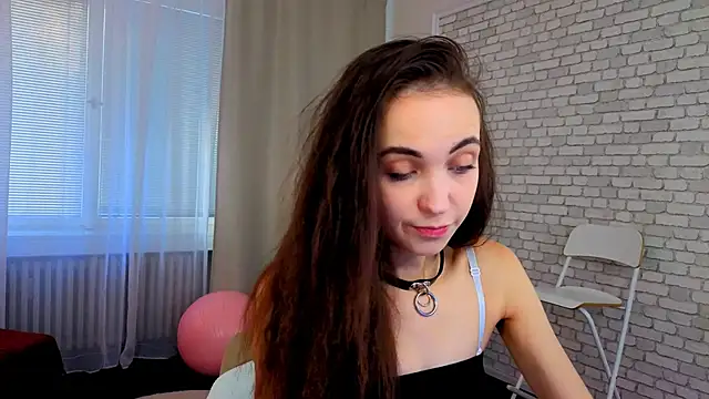 EllaSteele online show from September 2025 01:35:01 PM