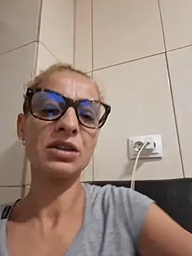 aellabeyonce online show from July 2026 07:01:02 PM