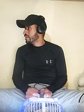 Alexsexygamer online show from November 2025 07:35:01 PM