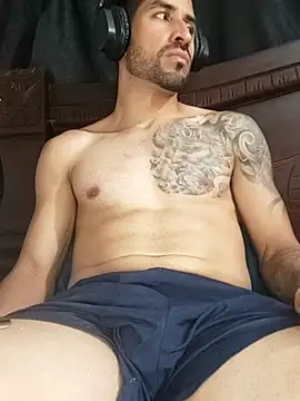 Alexsexygamer online show from April 2026 08:17:01 PM