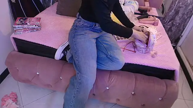 Terraelowen online show from February 2026 11:31:02 AM