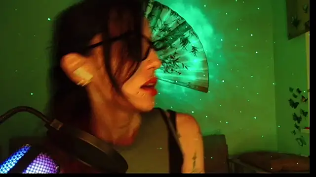 KiotoShine online show from November 2025 05:17:01 PM