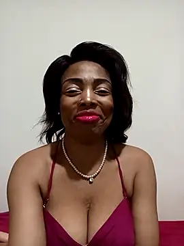 SEXYMOANSXX online show from December 2025 03:10:01 PM