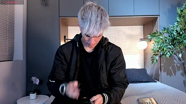 nicktorn online show from December 2025 12:00:02 PM